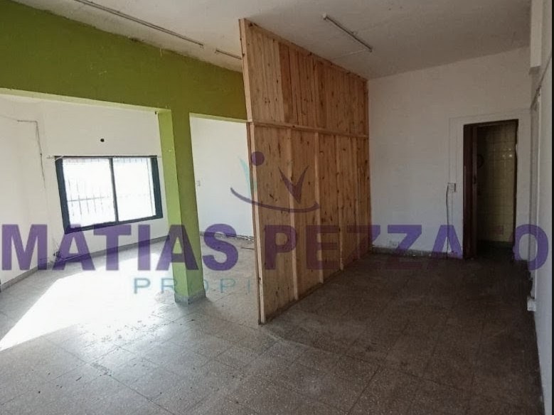 Local en calle 6 y 333