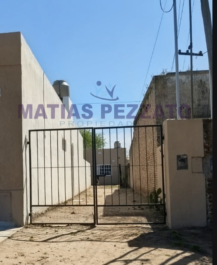 Casa en calle 34 e/ 15 y 1610
