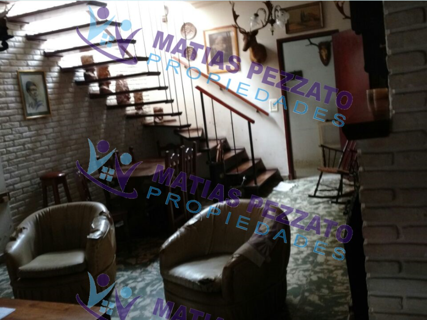 Casa en calle 10 e/ 31 y 323