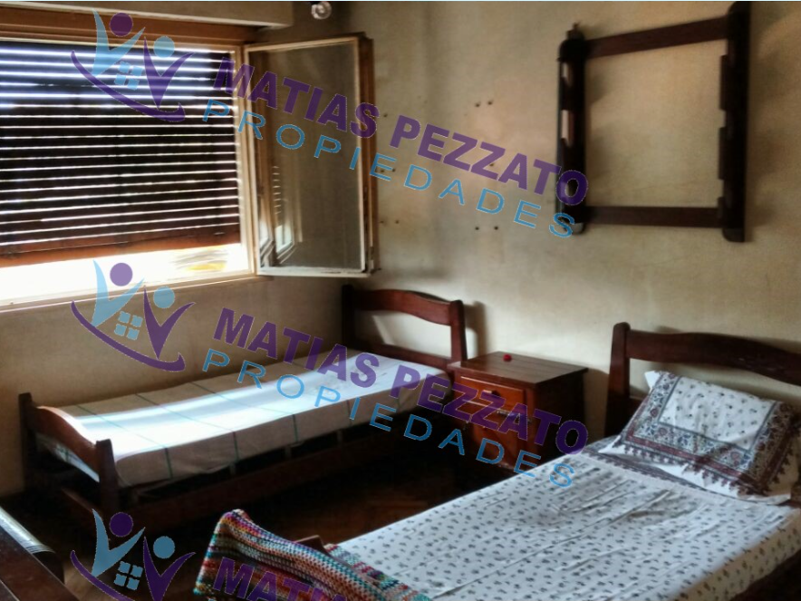 Casa en calle 10 e/ 31 y 325
