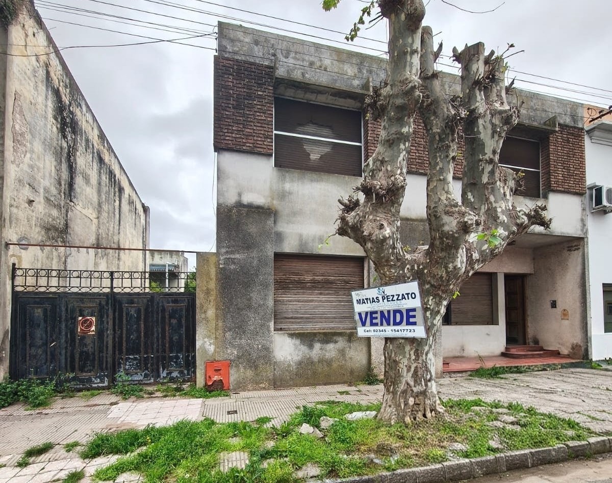 Casa en calle 10 e/ 31 y 329