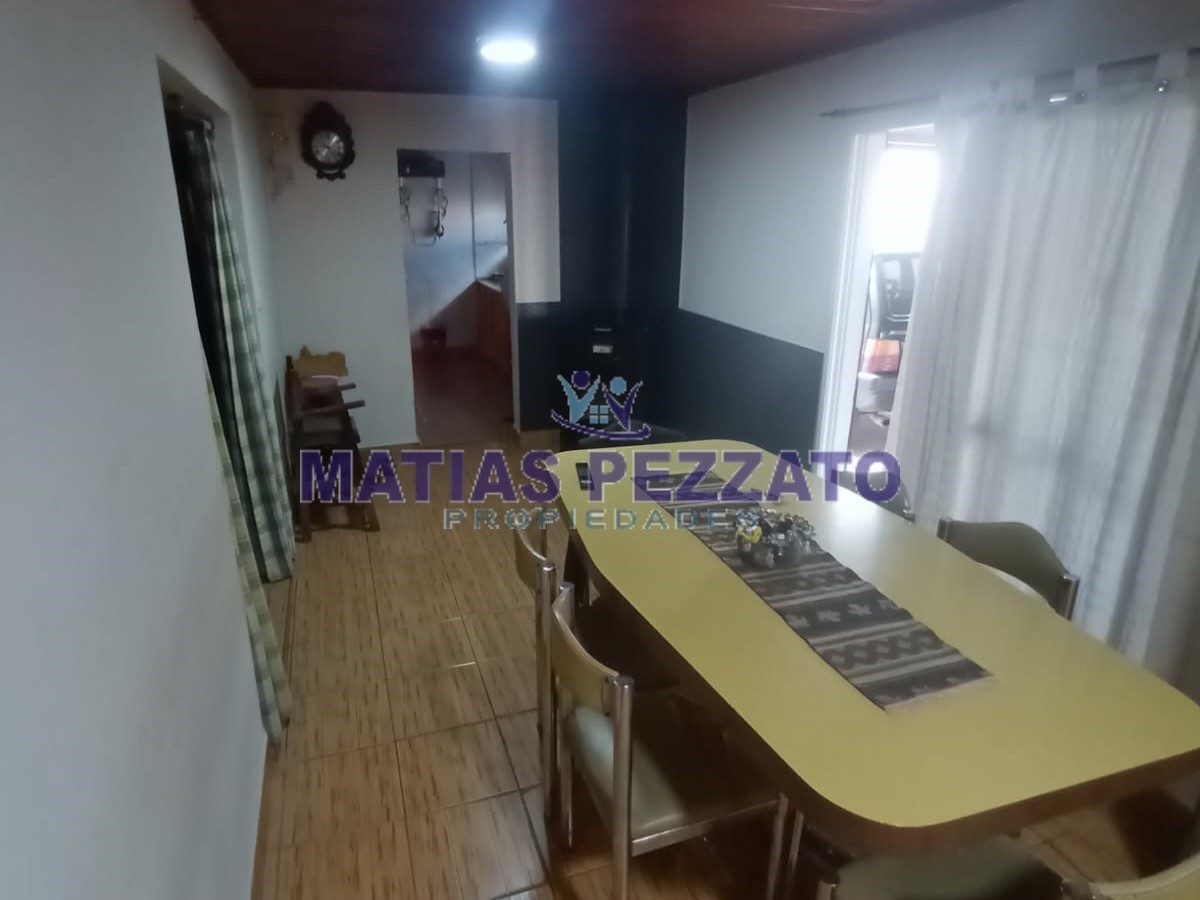Doble casa en 41 e/ 5 y 63