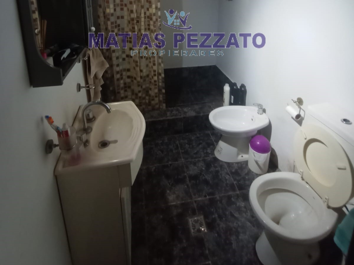 Doble casa en 41 e/ 5 y 620