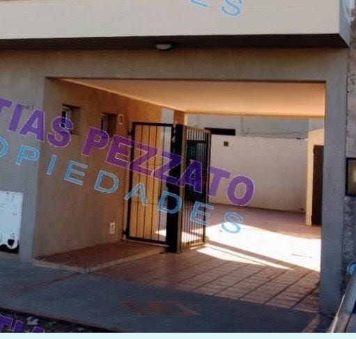 Cochera en calle 30 e/17 y 18