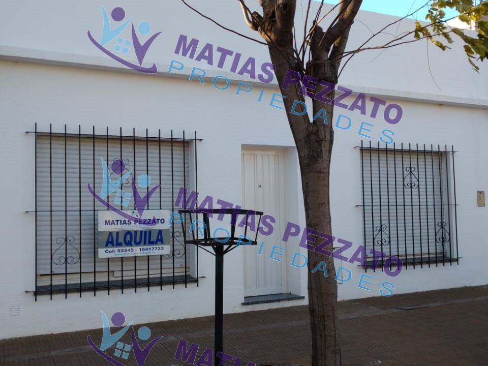 Casa en calle 33 e/ 5 y 6