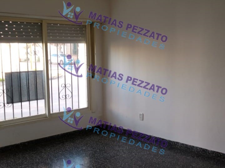 Casa en calle 33 e/ 5 y 65