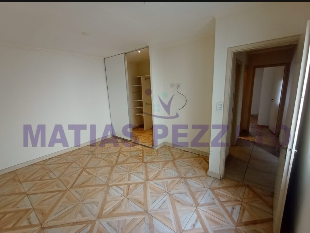 Casa en calle 8 e/24 y 257
