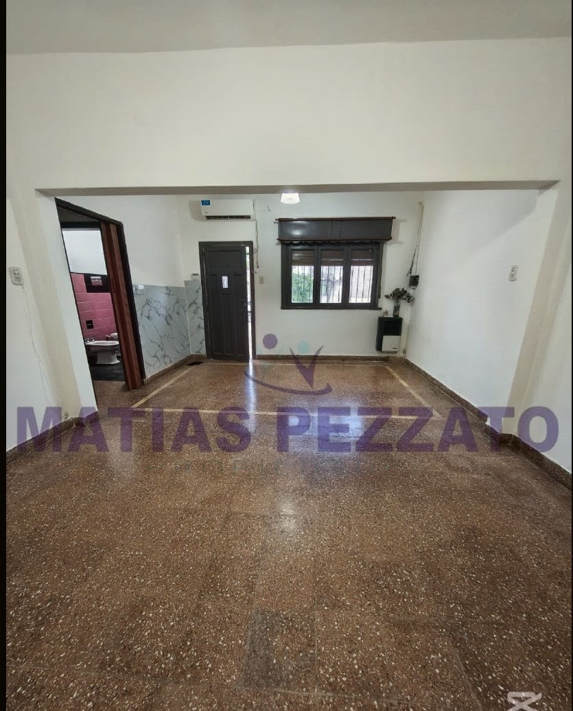 Casa en calle 34 e/ 6 y 73